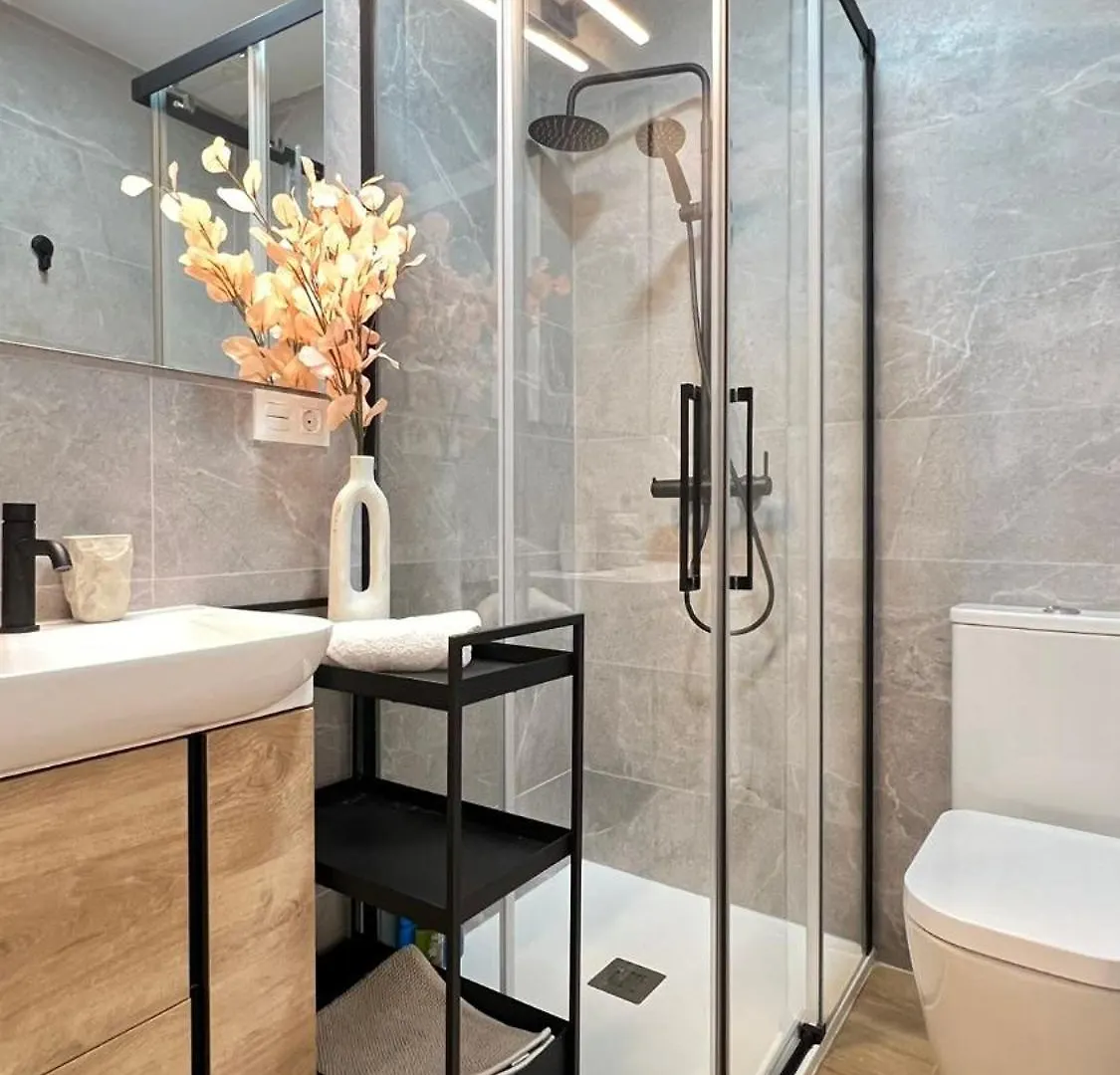 Hermosos Apartamentos En Pleno Centro Grenade