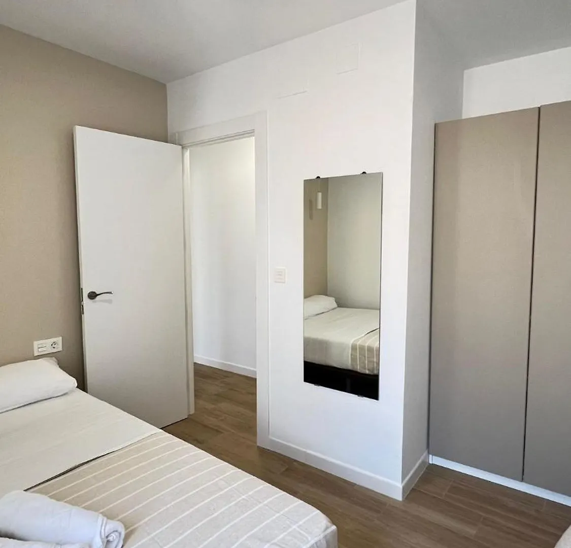 Hermosos Apartamentos En Pleno Centro Granada Daire